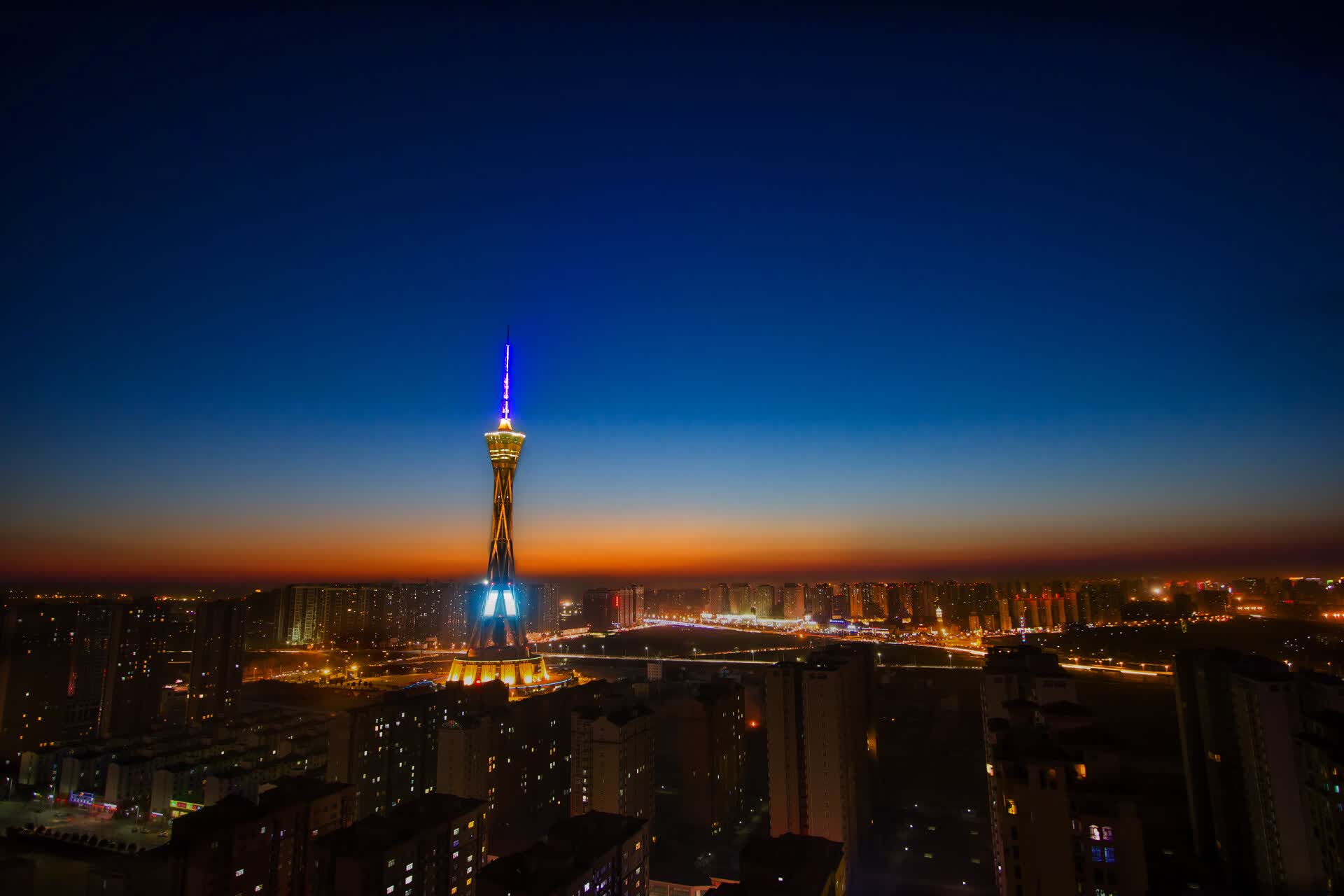 世界羽毛球锦标赛:单打大战引爆全场,世界羽毛球锦标赛赛制